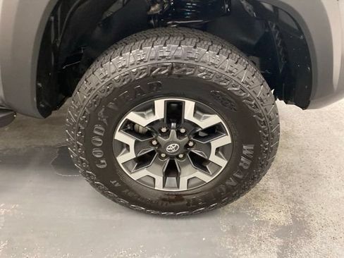 Used 2023 Toyota Tacoma TRD Off-Road AWD/4WD image 29