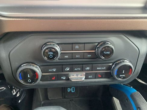 Used 2022 Ford Bronco Outer Banks image 18