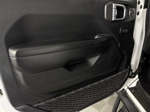Used 2021 Jeep Wrangler Unlimited Sport AWD/4WD image 23