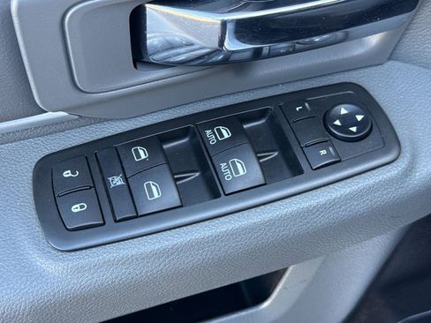 Used 2015 RAM 1500 Outdoorsman image 12