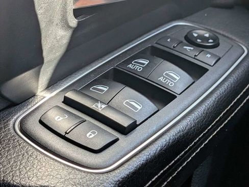 Used 2021 RAM 2500 Laramie w/ Body Color Bumper Group AWD/4WD image 28