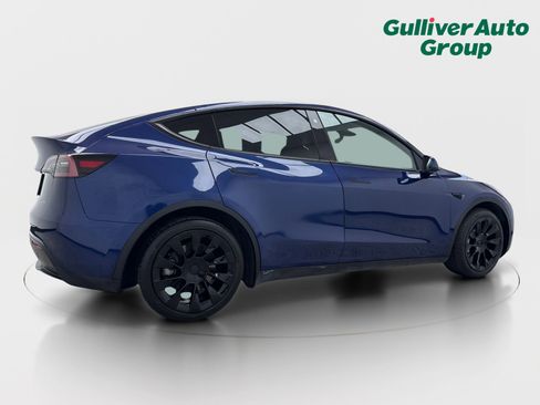 Used 2021 Tesla Model Y Long Range AWD/4WD image 9