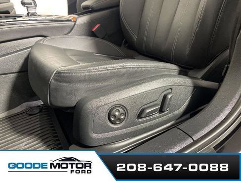 Used 2022 Audi A4 2.0T Premium Plus AWD/4WD image 11