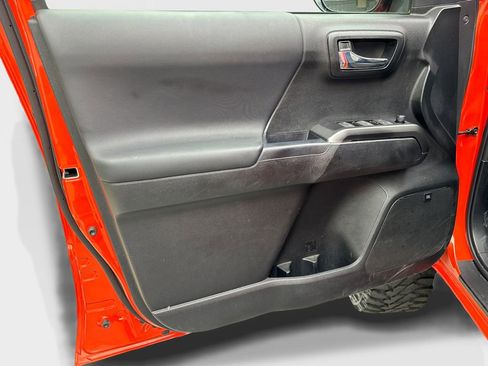 Used 2023 Toyota Tacoma TRD Pro image 31