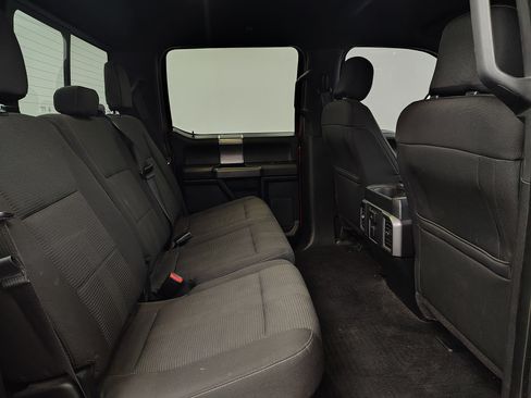 Used 2015 Ford F150 XLT w/ Equipment Group 302A Luxury AWD/4WD image 17