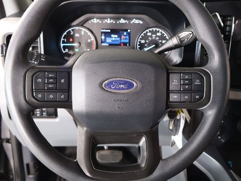 Used 2025 Ford F350 XLT w/ FX4 Off-Road Package AWD/4WD image 3
