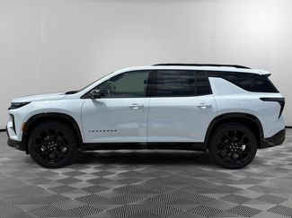New 2026 Chevrolet Traverse RS w/ LPO, Floor Liner Package AWD/4WD video 2