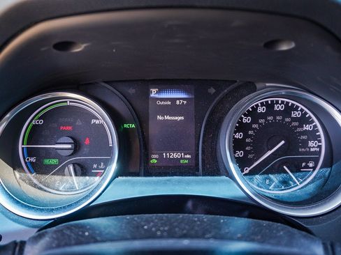 Used 2018 Toyota Camry SE w/ Audio Package FWD image 24