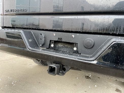 Used 2023 Chevrolet Silverado 1500 Custom image 13