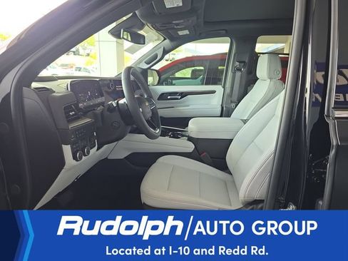 Used 2025 Chevrolet Tahoe Premier w/ Sun And Tow Package AWD/4WD image 9