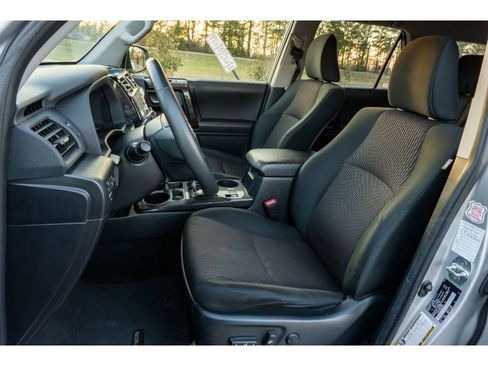 Used 2024 Toyota 4Runner TRD Off-Road image 11