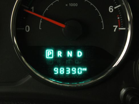 Used 2018 Jeep Wrangler Unlimited Sport image 9