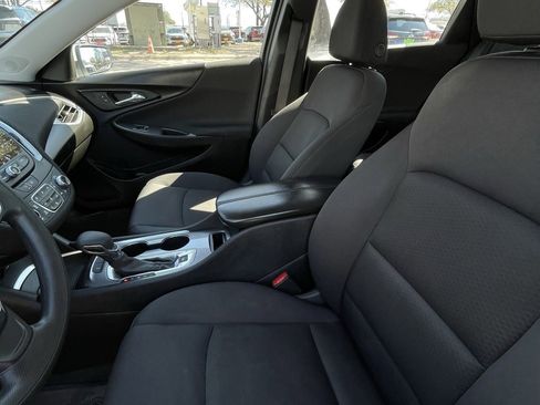 Used 2024 Chevrolet Malibu LT image 22