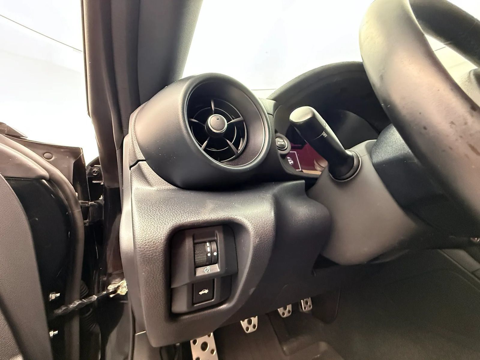Used 2025 Subaru BRZ tS RWD image 23