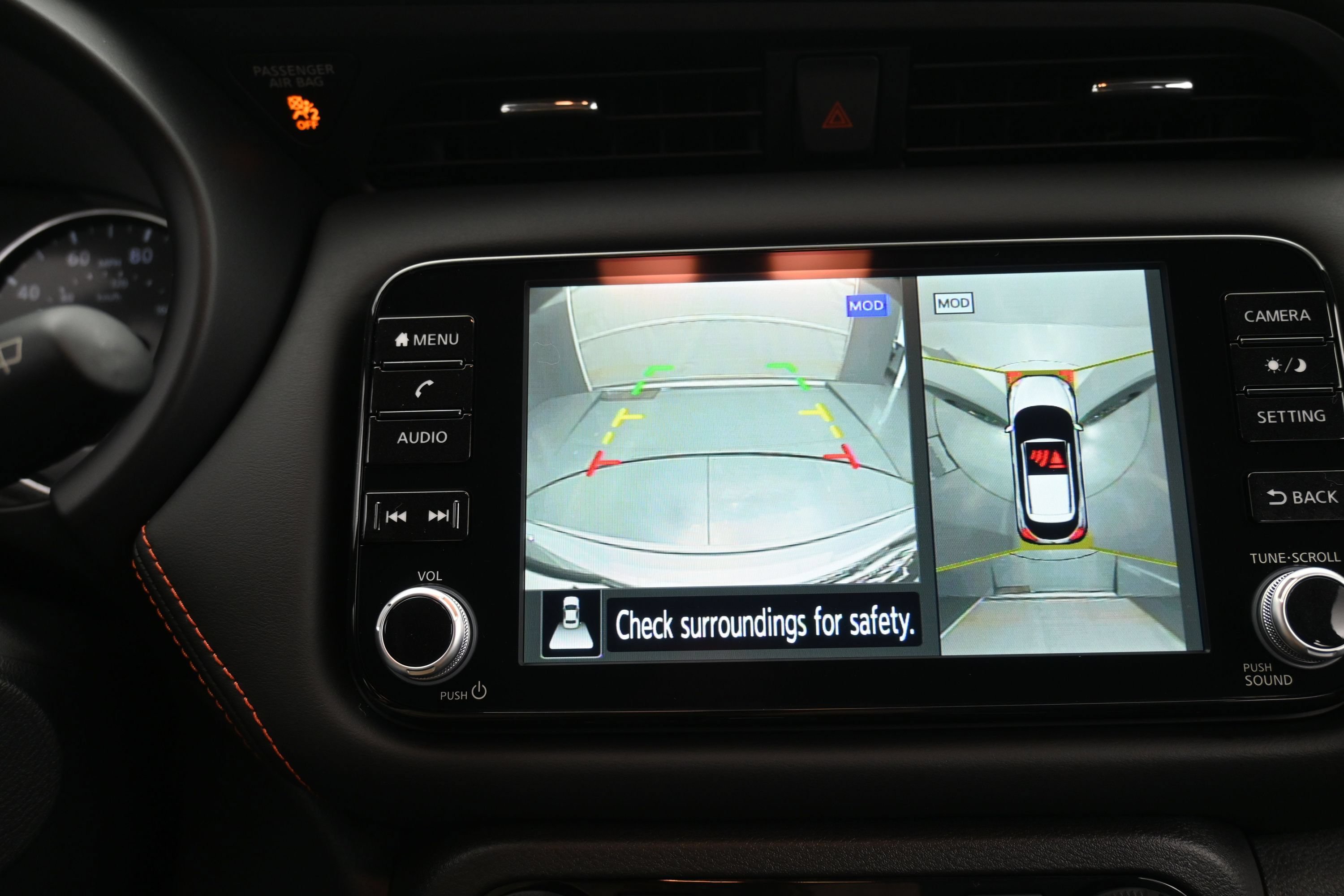 Used 2024 Nissan Kicks SR w/ SR Premium Package FWD image 17