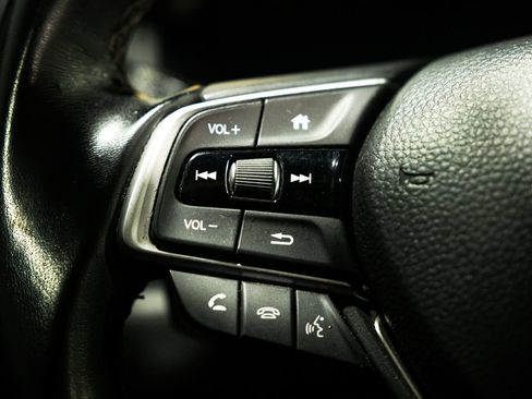 Used 2022 Honda Accord EX-L image 18