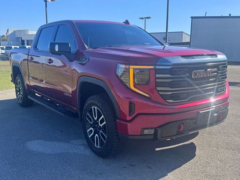 Used 2024 GMC Sierra 1500 AT4 w/ Technology Package image 5