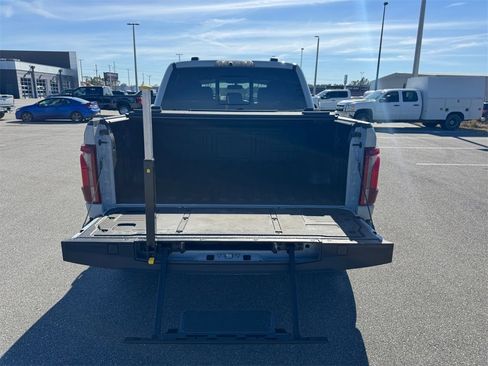 Used 2024 Ford F150 Raptor image 17