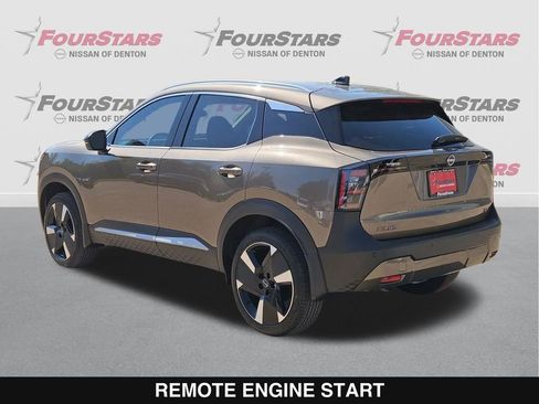 New 2026 Nissan Kicks SR image 7