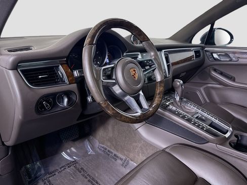 Used 2017 Porsche Macan GTS w/ Premium Package Plus image 23