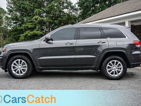 Used 2021 Jeep Grand Cherokee Laredo RWD image 8