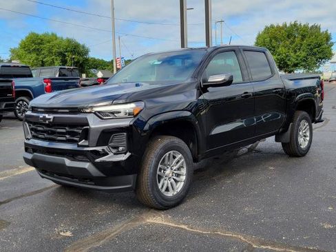 New 2026 Chevrolet Colorado LT w/ LT Convenience Package AWD/4WD image 4