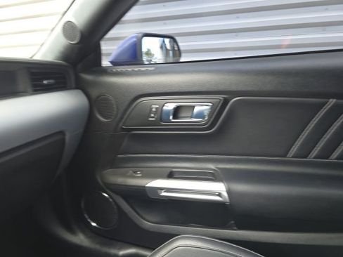 Used 2016 Ford Mustang GT Premium image 16