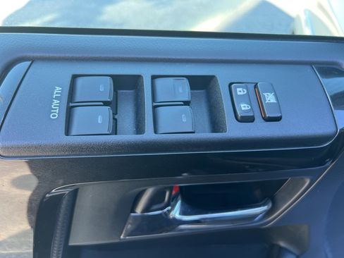 Certified 2022 Toyota 4Runner TRD Off-Road Premium image 27