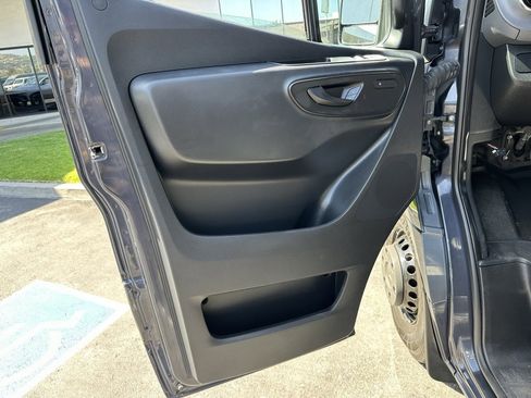 Used 2020 Mercedes-Benz Sprinter 4500 image 28