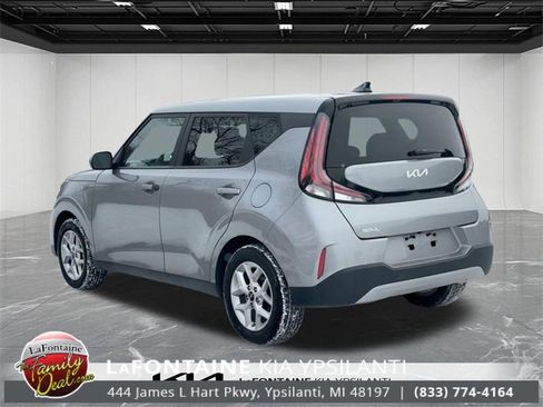 Used 2023 Kia Soul LX w/ Option Group 015 image 3