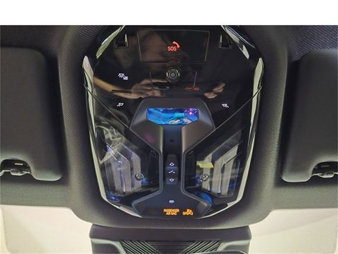 New 2025 BMW 530i xDrive w/ Premium Package image 26