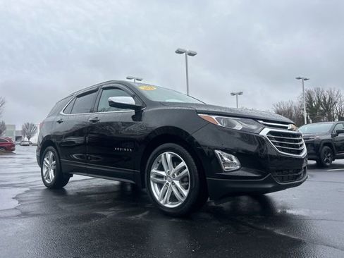 Used 2020 Chevrolet Equinox Premier image 3