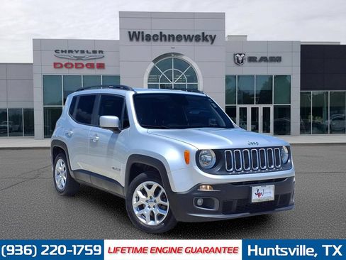 Used 2018 Jeep Renegade Latitude FWD image 1