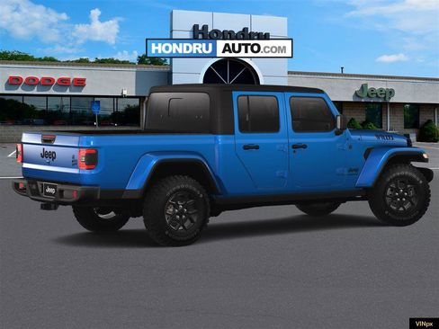 New 2025 Jeep Gladiator Willys image 8