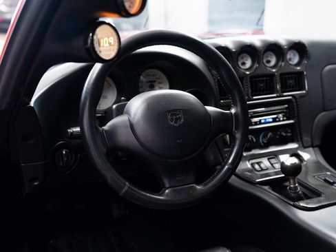 Used 1997 Dodge Viper GTS image 10