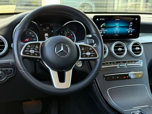 Used 2022 Mercedes-Benz GLC 300 image 40