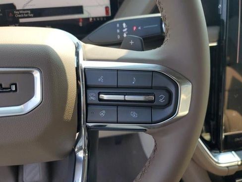 New 2026 GMC Yukon Denali w/ Sun & Power Step Package AWD/4WD image 23