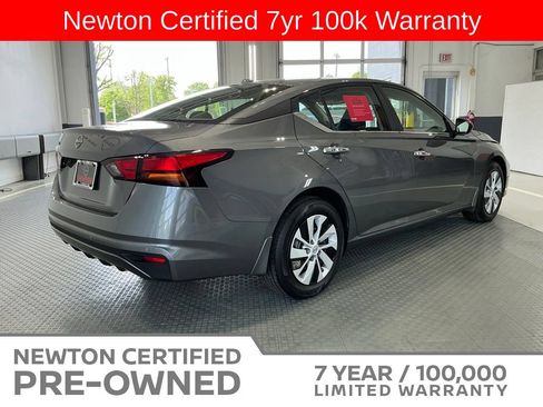 Used 2025 Nissan Altima 2.5 S FWD image 23