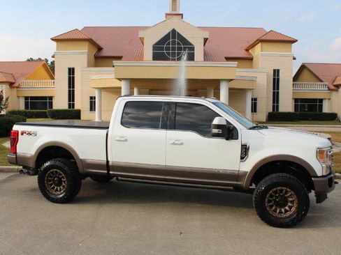 Used 2020 Ford F250 King Ranch w/ King Ranch Ultimate Package image 2