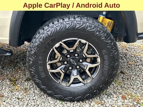 Used 2023 Chevrolet Colorado ZR2 AWD/4WD image 9