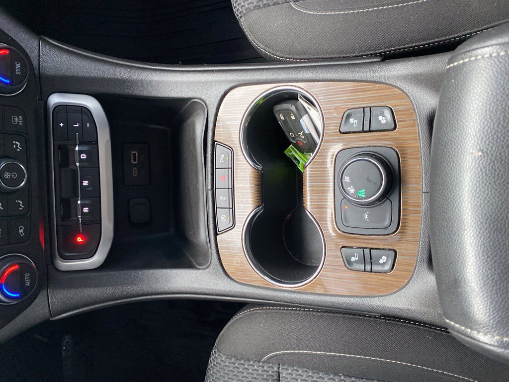 Used 2022 GMC Acadia SLE w/ Driver Convenience Package FWD image 19