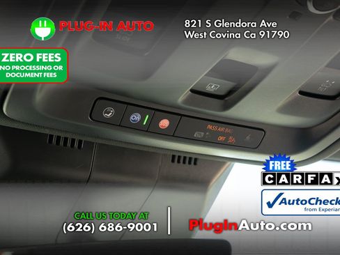 Used 2023 Cadillac Escalade Sport w/ Touring Package AWD/4WD image 33