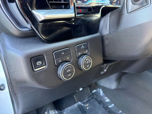 Used 2025 Chevrolet Silverado 2500 LT w/ Convenience Package AWD/4WD image 29