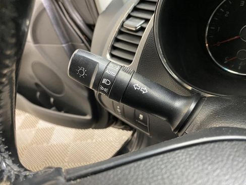 Used 2017 Kia Forte S image 25