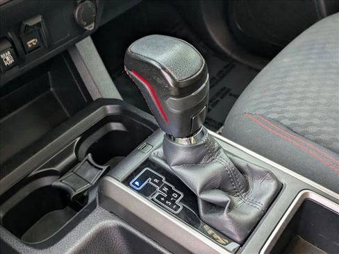 Used 2022 Toyota Tacoma SR5 image 11