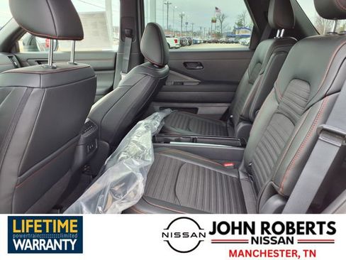 New 2026 Nissan Pathfinder SV image 8