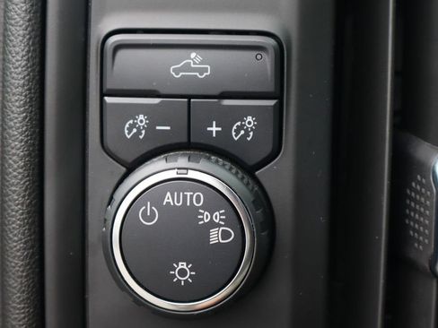 Used 2025 Chevrolet Silverado 1500 Custom w/ Turbomax Blackout Package RWD image 23