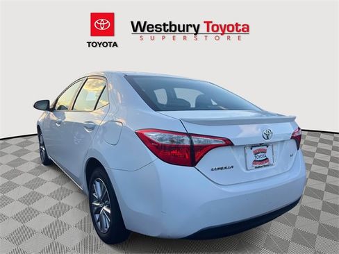 Used 2015 Toyota Corolla LE image 5