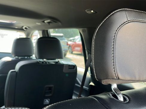 Used 2025 Jeep Grand Cherokee L Altitude image 40