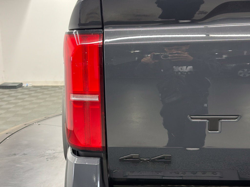 New 2026 Toyota Tacoma TRD Off-Road AWD/4WD image 12